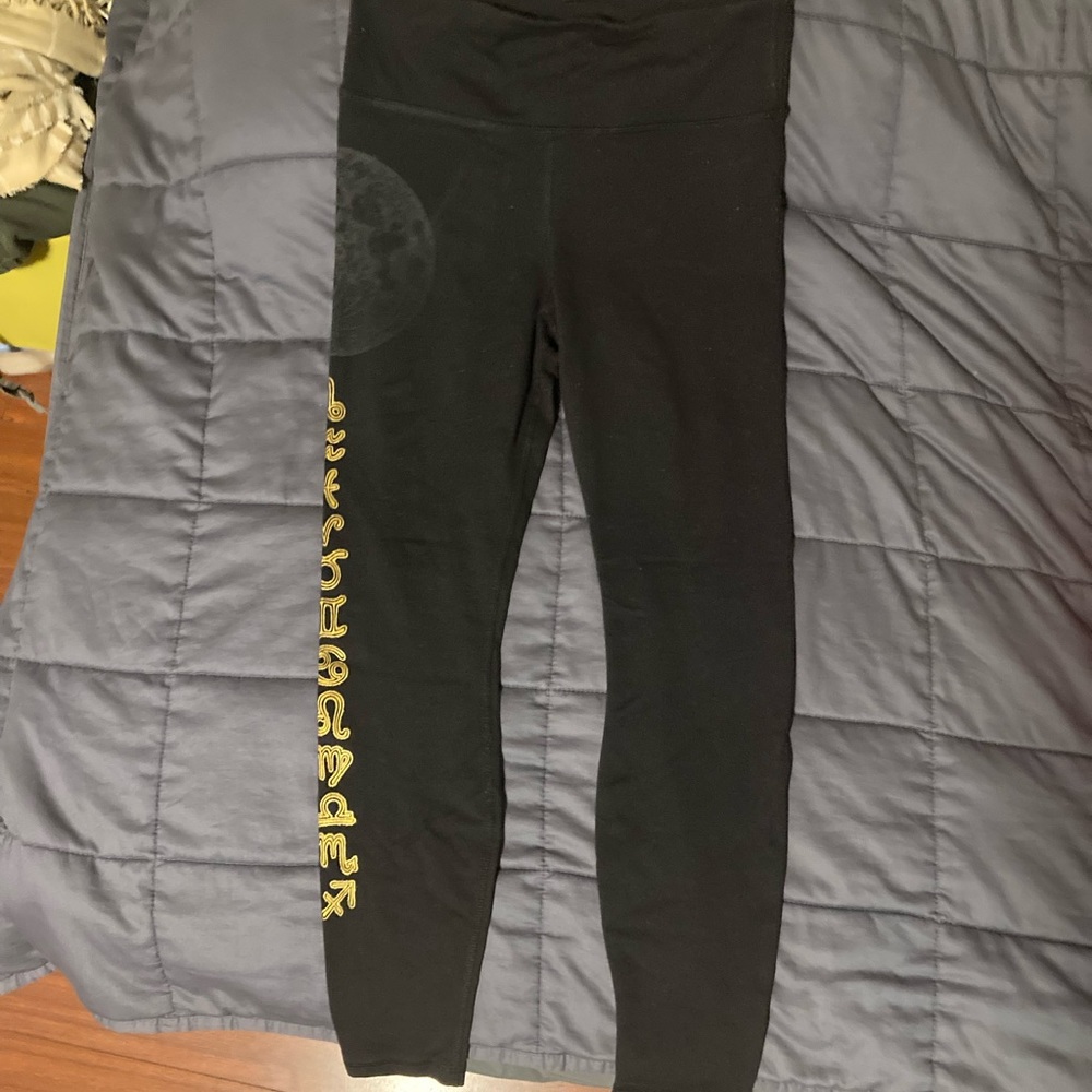 Astrology moon phases black leggings